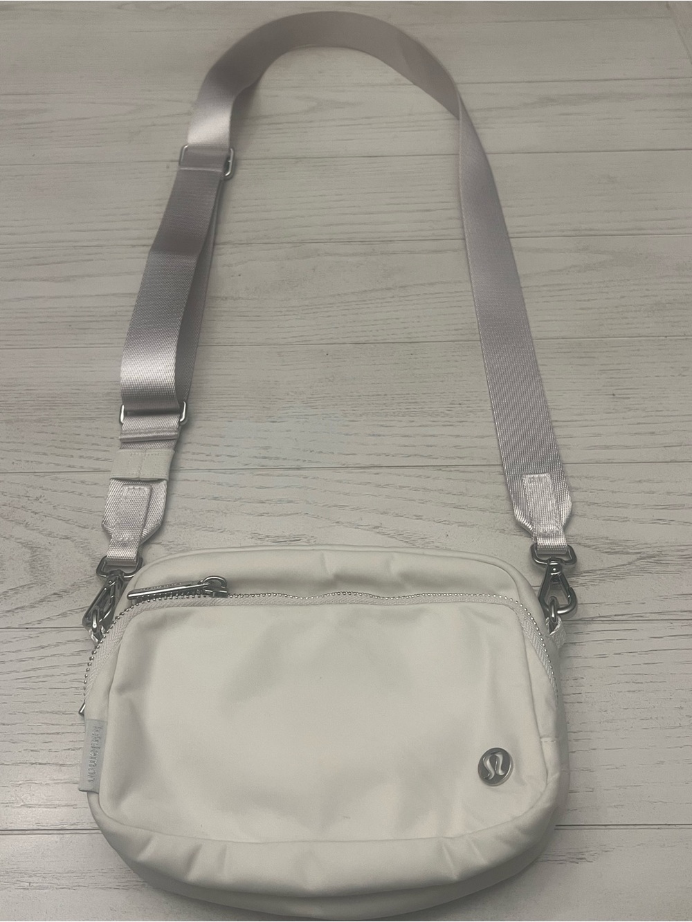 Lululemon Everywhere Crossbody Bag White Opal Cream Silver Hardware